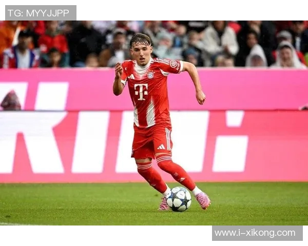 17岁卡尔社交媒体晒滑跪庆祝照德甲官方称联赛首球意义非凡