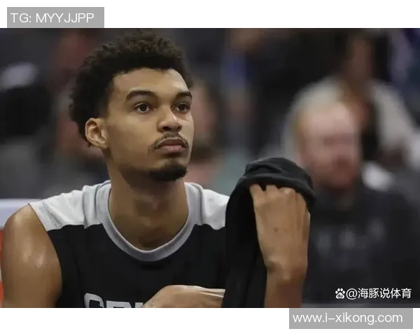 文班表现超凡让浓眉显得普通他是我见过最罕见的优秀球员