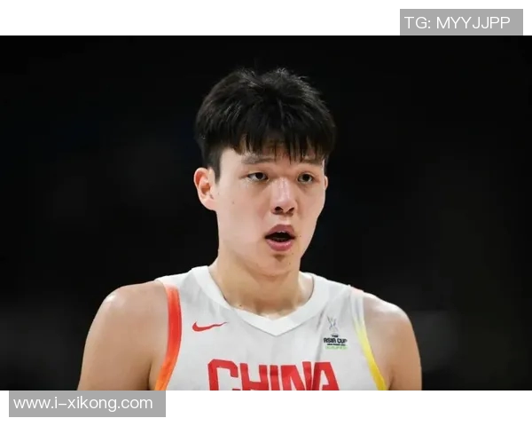 杨瀚森在比赛中表现出色需加强防守与无球跑动提升实力 杨瀚森在比赛中表现出色需加强防守与无球跑动提升实力