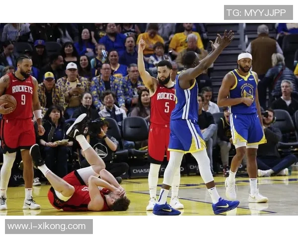 科尔强调关键时刻吉米接球重要性追梦依然是顶级防守者之一