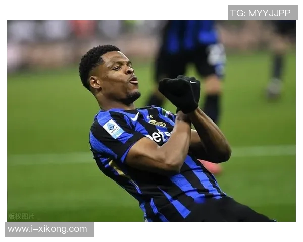 国米因邓弗里斯伤缺至三月初积极寻求冬窗右后卫引援方案